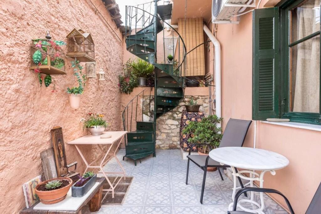 Ferienwohnung Anafiotika House Athen Exterior foto